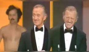 La vez que un fotógrafo corrió desnudo en plena ceremonia de los Oscar