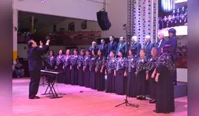 Coro del Brisas del Titicaca ofrece concierto
