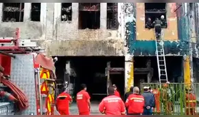 Las Malvinas: se registra incendio en la galería Nicolini [VIDEO]