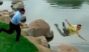 Facebook: quiere jugarle broma a luchador de la WWE, pero recibe una dura paliza [VIDEO]