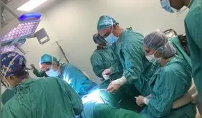 "Construyen" canal vaginal a mujer que padecía problema congénito [FOTO]