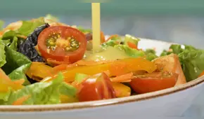 CÓMO PREPARAR VINAGRETAS PARA ENSALADAS