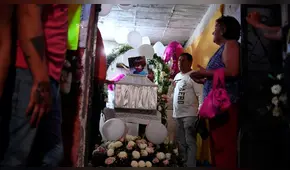 Ofrecen conmovedora serenata de despedida en el velorio de la niña Fátima [VIDEO]