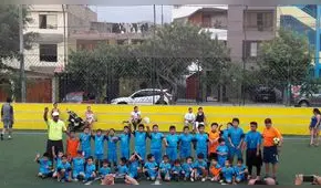 Una escuela de fútbol con sentido pedagógico
