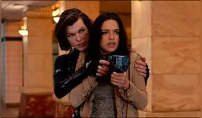 Milla Jovovich reveló que casi renuncia a Resident Evil por culpa de Michelle Rodríguez