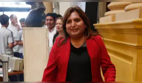 Betty Ananculi: 33 docentes denuncian falsificación de sus firmas en certificado de estudio