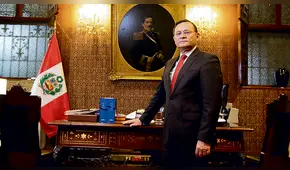 Cancillería desclasifica informes sobre reunión privada con Hinostroza