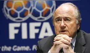 Joseph Blatter indica que Platini y Sarkozy intervinieron para que el Mundial se juegue en Qatar