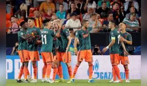 Ajax no reducirá el precio de Van de Beek pese a crisis por coronavirus