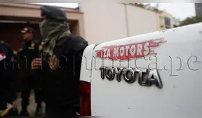 Explican uso de stickers de Iza Motors en vehículos de la PNP