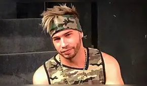 Kevin Blow deja sentido mensaje por fallecimiento de su abuela [FOTOS]