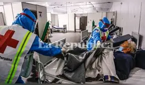 Cruz Roja lleva abrigo, comida y una mano amiga a enfermos COVID-19 en hospitales [VIDEO Y FOTOS]