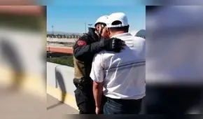 Arequipa: Policía evita que varón se arroje de puente Chilina por decepción amorosa