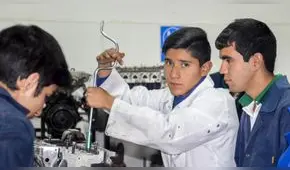 Aprueban “Ley del esclavo juvenil”, sin salarios para los estudiantes técnicos