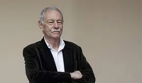 Eduardo Mendoza repasa en su nueva obra cómo descubrió la literatura en la Biblia