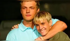 Aaron Carter denuncia a su hermano Nick de violación