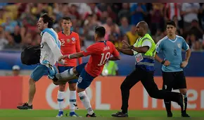 Reinaldo Rueda sobre agresión de Jara: “Hizo respetar su lugar de trabajo” [VIDEO]