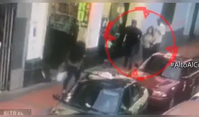 Mujer en taxi entregaba armas a marcas antes cometer sus robos [VIDEO]