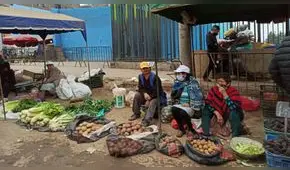 Así luce el mercado de La Parada en el primer domingo de desconfinamiento [VIDEO]