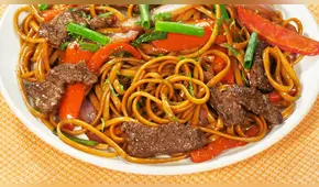 Tallarín saltado criollo [receta completa y video]