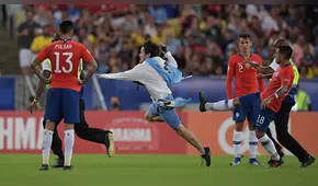 “Hombre pollo” confesó que repudia a los chilenos tras patada que le dio Gonzalo Jara [VIDEO]