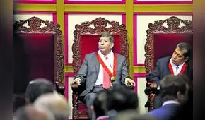 TC: Blume buscaría demorar la votación sobre demanda contra cierre del Congreso