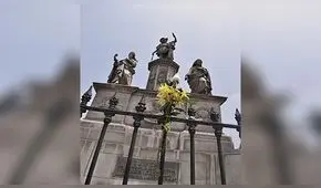 Miles de personas peregrinaron al cementerio Presbítero Maestro [FOTOS]