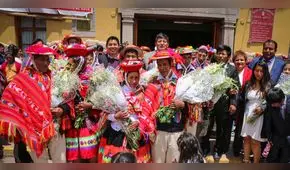Parejas contraen matrimonio luciendo trajes tradicionales de Cusco [FOTOS]