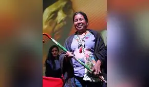 Operan a precandidata presidencial indígena