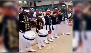 Banda de músicos rinde ‘homenaje’ a Ricardo Milos y lanza tema que causa furor en redes [VIDEO]