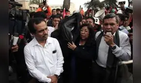 Congresistas del Frente Amplio se enfrentaron a la Policía tras detención de mineros