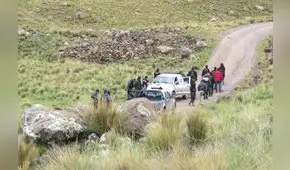 Barranca: Asaltan a pasajeros de microbús y los abandonan en paños menores
