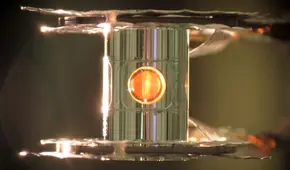 Científicos de EE. UU. crean un ‘sol’ en miniatura que genera su propia energía con fusión nuclear