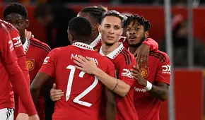 Manchester United goleó 3-0 a Charlton, mantuvo su racha y avanzó a semifinales de Carabao Cup