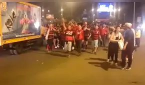 ‘Torcida’ de Flamengo armó la fiesta en calles de Lima tras conseguir la Copa Libertadores