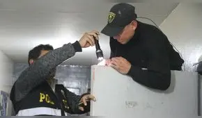 Incautan 18 celulares durante operativo en el penal Ancón I