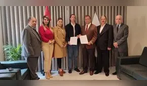 Colegio de Periodistas del Perú firmó los Principios del Buen Periodismo Peruano