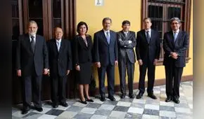 Este lunes presentarían demanda contra magistrados del TC