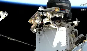 Rusia planea rescatar astronautas tras detectarse una fuga en su nave espacial