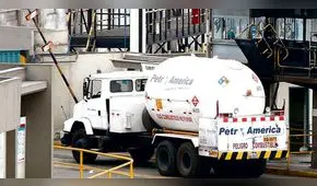 Más de 1.000 cisternas con combustible están varadas por protestas en Ica 