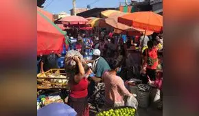 Chiclayo: Mercado Moshoqueque se atestó de comerciantes y clientes 