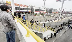 Centros comerciales reiniciaron con menos del 30% de tiendas habilitadas