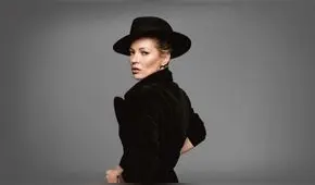 Kate Moss se arrepiente de haber posado en toples a los 15 años