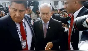 Chávarry reta a sus detractores y se aferra a la Fiscalía de la Nación