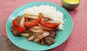 Prepara un delicioso hígado encebollado