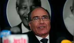 Carlos Roca: "Enrique Cornejo tiene derecho a postular a la Secretaría del Apra"