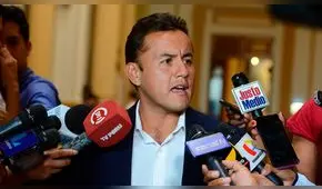 Richard Acuña: Gobierno mantiene a Pablo de la Flor en el cargo por un capricho