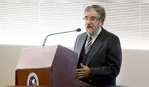 Incertidumbre  en el gobierno de la PUCP por salida del rector