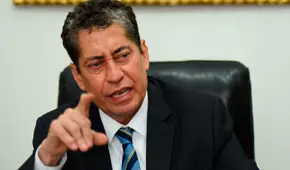Eloy Espinosa-Saldaña: “Es el TC quien decide qué miembro sale y no el Congreso”