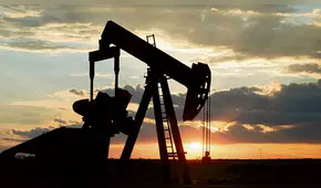 OPEP decide recortar su produccion de petróleo en 2 millones de barriles diarios